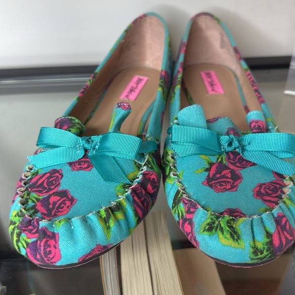 Betsey Johnson Summer Flats Slippers Bright EUC Size 10 - Picture 4 of 6